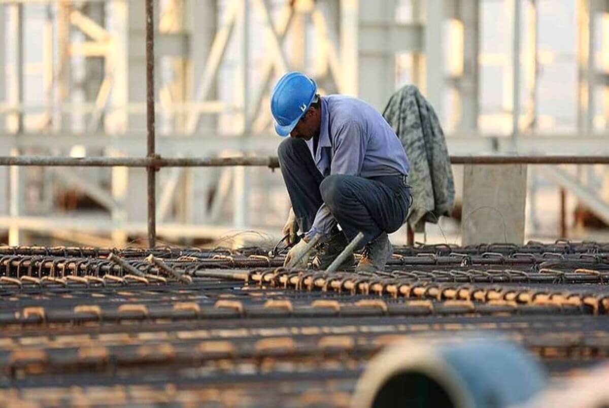 تعویق در پرداخت دستمزد کارگران تعویق در پرداخت دستمزد کارگران
