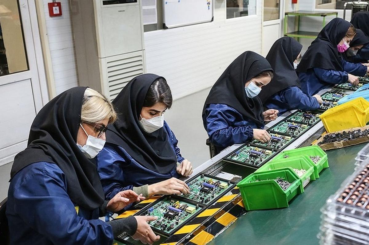 جامعه کارگری ایران در آستانه تغییر رویکرد تاریخی در تعیین دستمزد جامعه کارگری ایران در آستانه تغییر رویکرد تاریخی در تعیین دستمزد