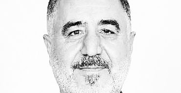 اقتصاد ایران نیازمند جراحی بنیادین است اقتصاد ایران نیازمند جراحی بنیادین است