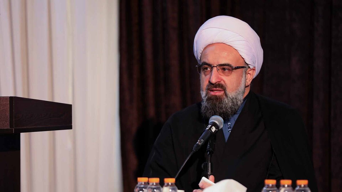 طاهری آکردی: آموزش‌ها مربوط به سه دهه گذشته است