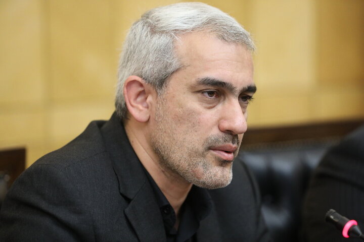 مدنیزاده: مراحل اجرایی کارت اعتباری خرید ایرانی برای جوانان آغاز شد مدنیزاده: مراحل اجرایی کارت اعتباری خرید ایرانی برای جوانان آغاز شد