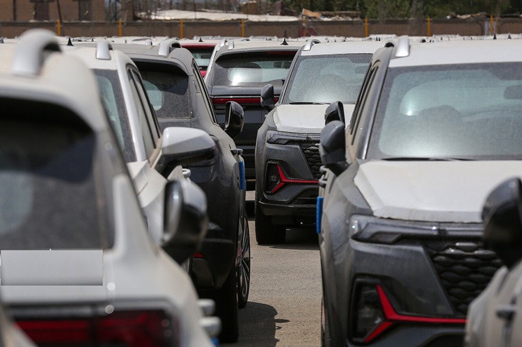 وضعیت واردات خودرو در هالهای از ابهام؛ ۵ میلیارد دلار صرف مونتاژ شد وضعیت واردات خودرو در هالهای از ابهام؛ ۵ میلیارد دلار صرف مونتاژ شد