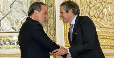 دیپلماسی در حاشیه دیپلماسی در حاشیه