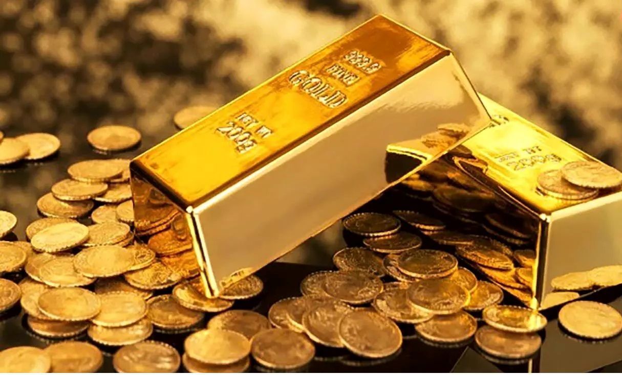 دلار در سراشیبی سقوط، طلا در مسیر صعود تاریخی