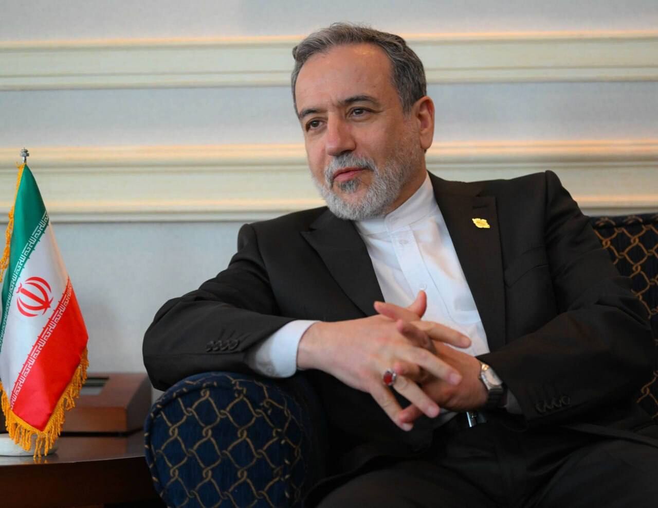 تماس آمریکا با ایران از مسیر واسطهها؛ عراقچی بر تداوم مسیر دیپلماسی تأکید کرد تماس آمریکا با ایران از مسیر واسطهها؛ عراقچی بر تداوم مسیر دیپلماسی تأکید کرد