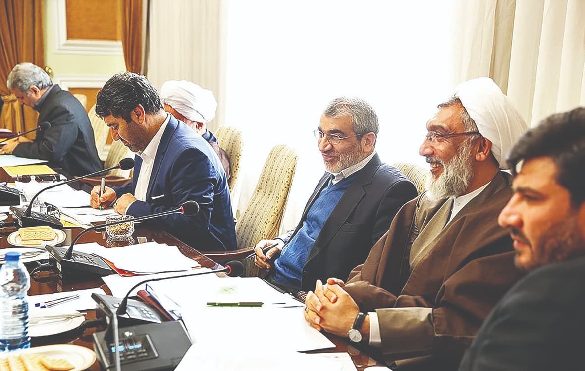 لبوبو، معیشت و پیام‌های انقلابی