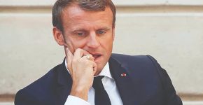 ماکرون زیر تیغ استعفا، برکناری یا انتخابات زودهنگام