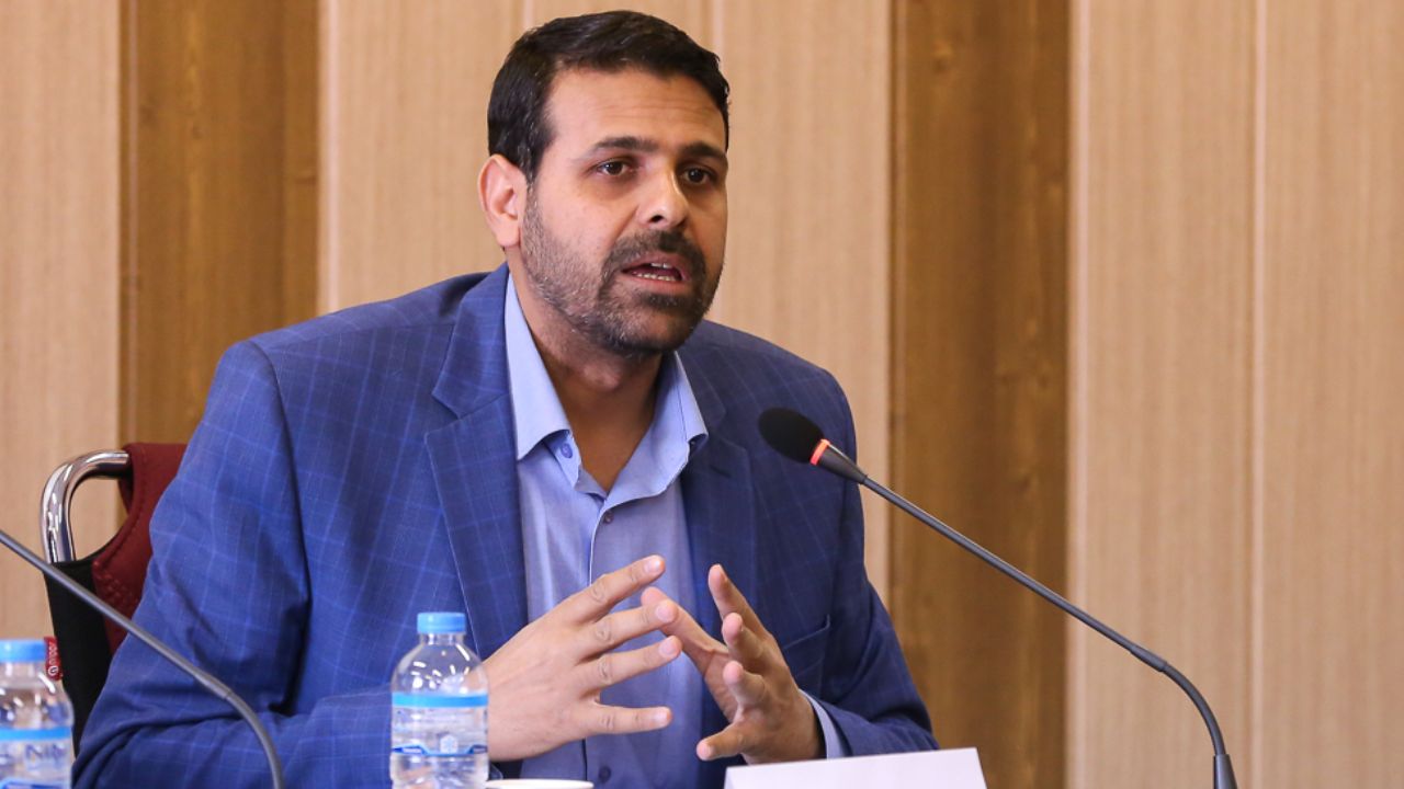 مجلس هنوز درباره استیضاح وزرا تصمیمی نگرفته؛ نادری شایعات را تکذیب کرد مجلس هنوز درباره استیضاح وزرا تصمیمی نگرفته؛ نادری شایعات را تکذیب کرد