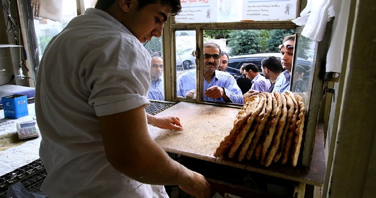 عقب‌ماندگی قیمت نان از تورم؛ دولت برای نانوایان ۱۱۰۰ میلیارد تومان یارانه پرداخت می‌کند