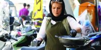نیمی از جمعیت ایران در حاشیه اقتصاد
