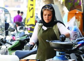 نیمی از جمعیت ایران در حاشیه اقتصاد