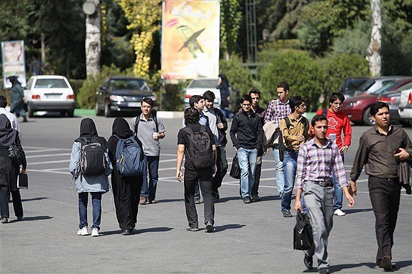 نرخ بیکاری فارغ‌التحصیلان آموزش عالی به ۱۰.۶ درصد رسید؛ چالش‌های جدی در بازار کار