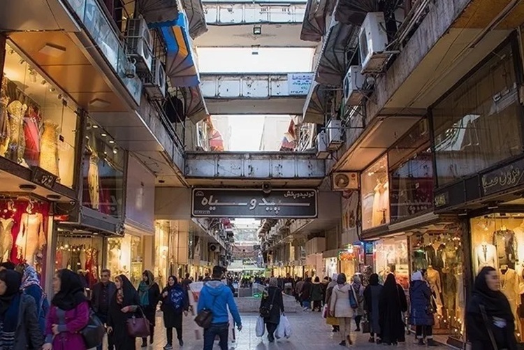 ایمنی شهروندان در اولویت؛ دو پاساژ شانزلیزه و آلومینیوم پلمب شد ایمنی شهروندان در اولویت؛ دو پاساژ شانزلیزه و آلومینیوم پلمب شد