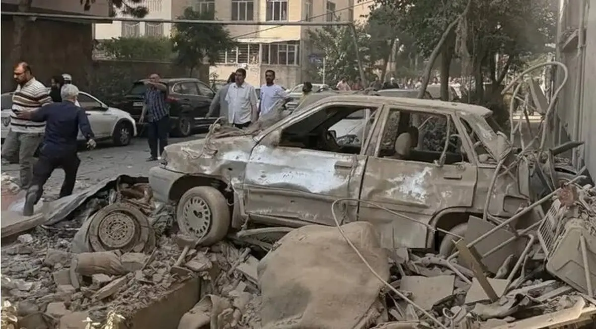 پرونده خسارت خودروهای جنگ ۱۲روزه در دستور کار سران قوا؛ برآورد خسارت ۱۱۰۰ میلیارد تومانی