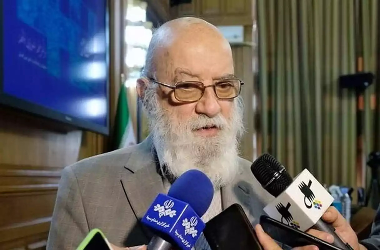 چمران: دستفروشی در تهران شغل نیست و نباید شناسنامه‌دار شود