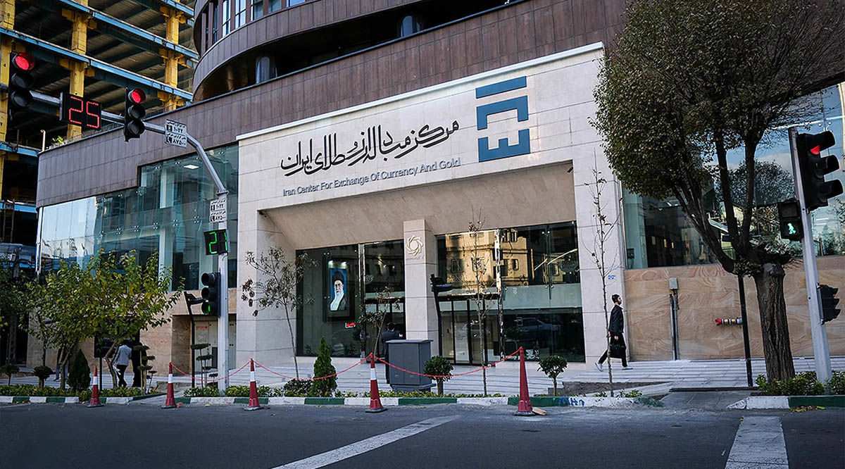 زنجیر بنگاهداری از پای بانکها باز میشود؟ روایت فرزین از تسهیل واگذاریها زنجیر بنگاهداری از پای بانکها باز میشود؟ روایت فرزین از تسهیل واگذاریها