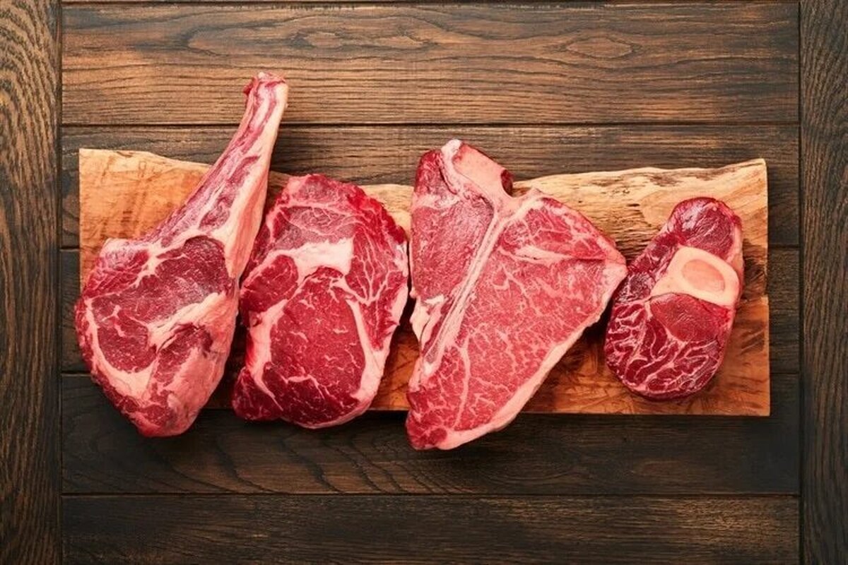 قیمتهای جدید گوشت منجمد گوسفندی و گوساله در میادین تهران اعلام شد قیمتهای جدید گوشت منجمد گوسفندی و گوساله در میادین تهران اعلام شد