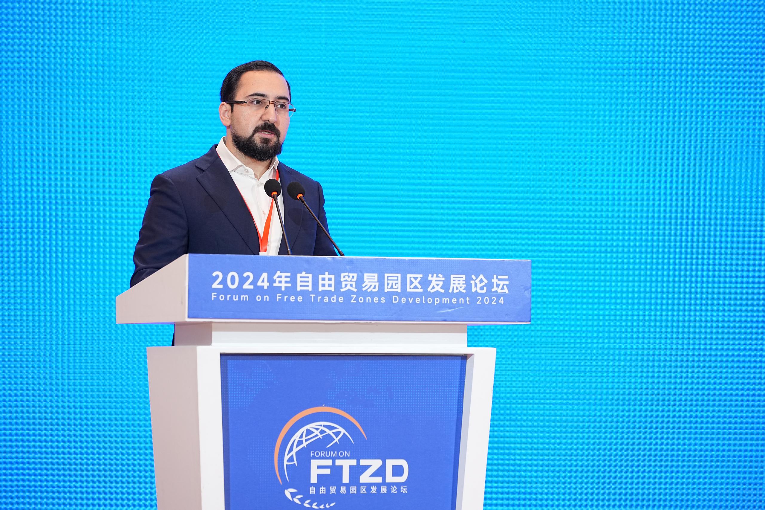 تجارت در سراشیبی