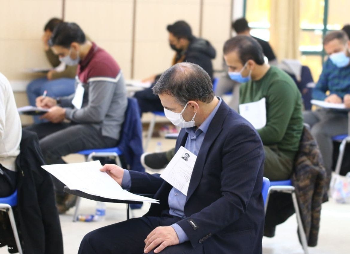 موج متقاضیان دانش؛ رقابت داغ ۱۱۸ هزار نفری برای صندلی‌های مقطع دکتری ۱۴۰۵