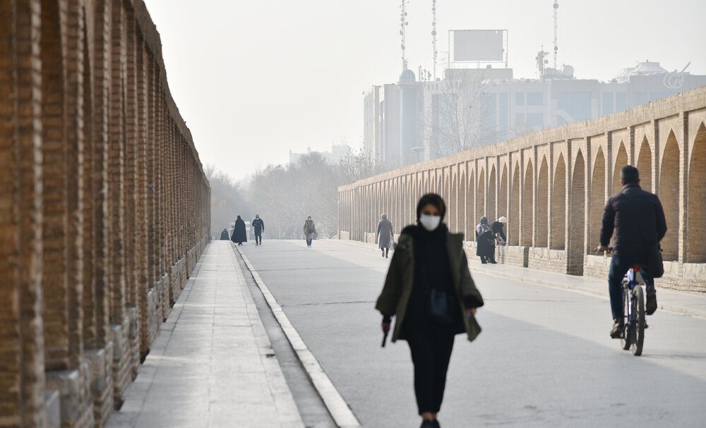 غبار صبحگاهی و آلودگی هوا در اصفهان؛ شاخص کیفیت هوا در وضعیت هشدار