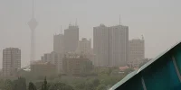 آلودگی هوای تهران در ۱۲ نقطه به سطح قرمز رسید؛ نشست اضطراری امشب برگزار می‌شود