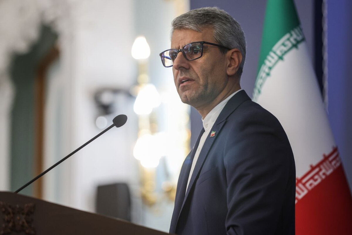 افغانستان می‌لرزد، ایران دست یاری دراز می‌کند