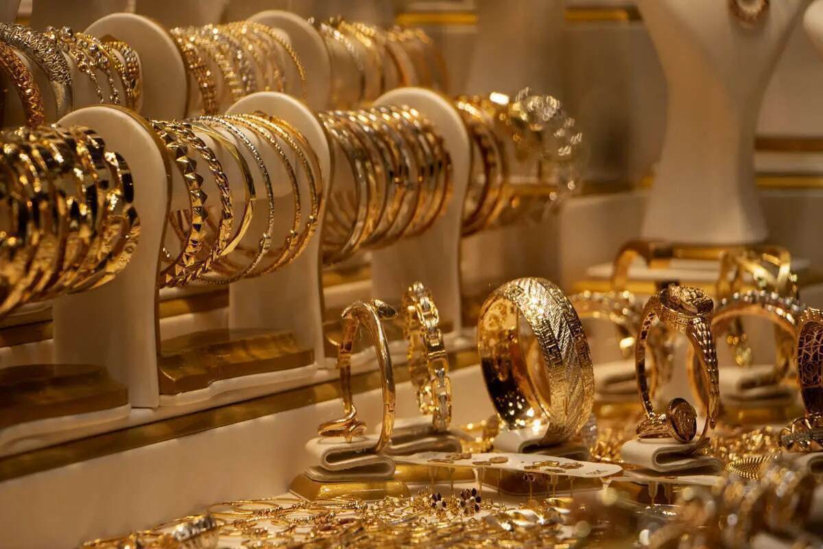 زور دلار به طلای جهانی نرسید: سکه به کانال ۱۱۷ میلیون تومان سقوط کرد