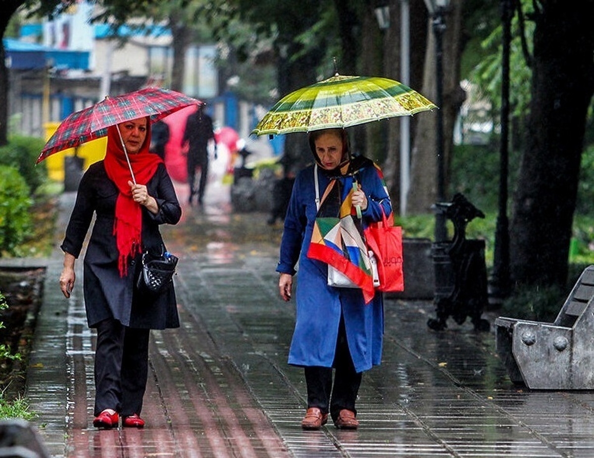 هوای تهران پنج روز آینده صاف و غبارآلود با بارش پراکنده است