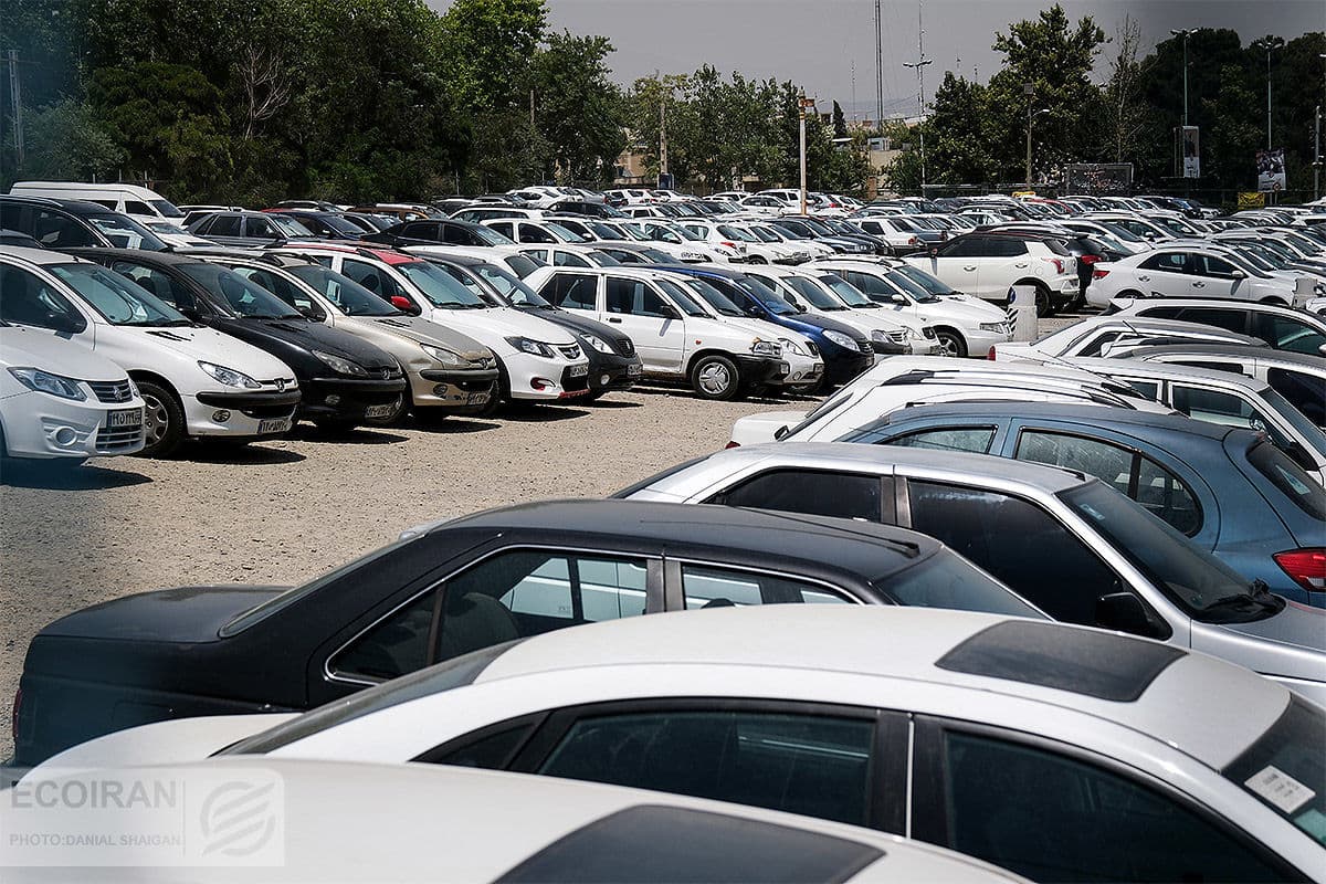 نایب رئیس اتحادیه فروشندگان: کمبود عرضه، عامل اصلی نوسان قیمت در بازار خودرو
