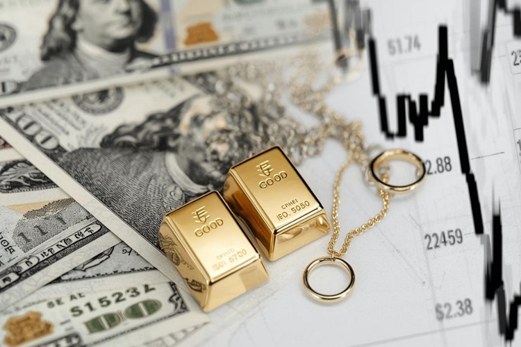 پیش‌بینی قیمت طلا و سکه امروز ۲۸ آبان؛ سایه نشست شورای حکام بر بازارها