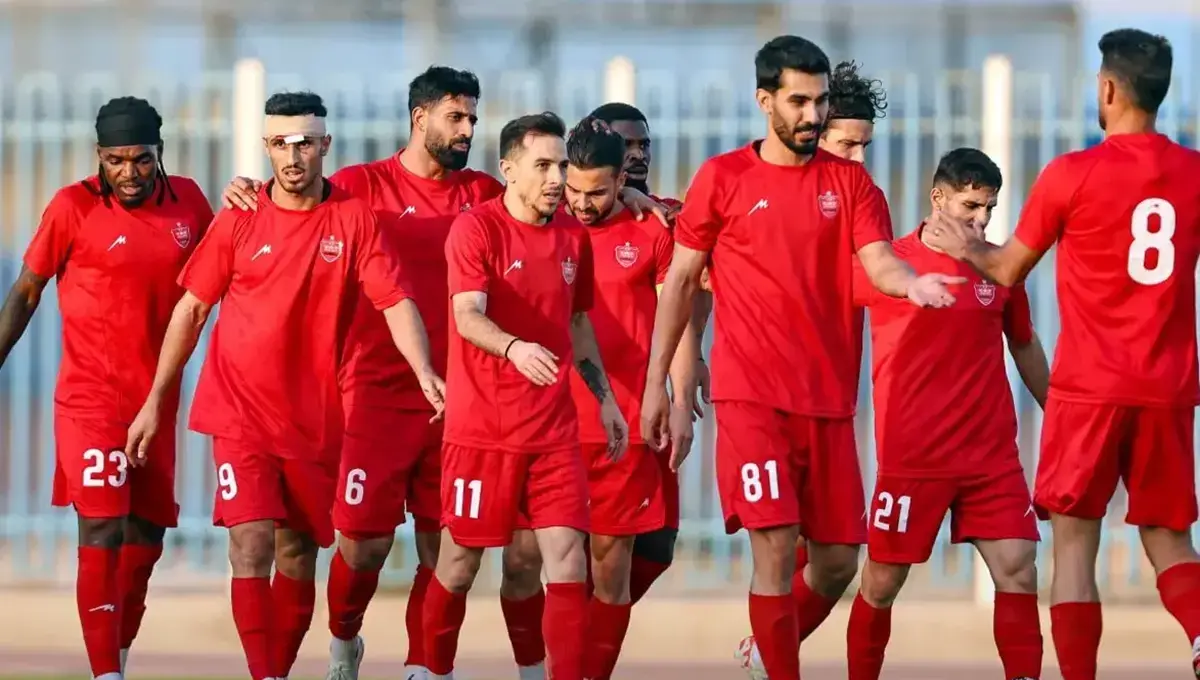 کمیته انضباطی فوتبال بازیکنان پرسپولیس را برای رفتار غیرورزشی بررسی می‌کند