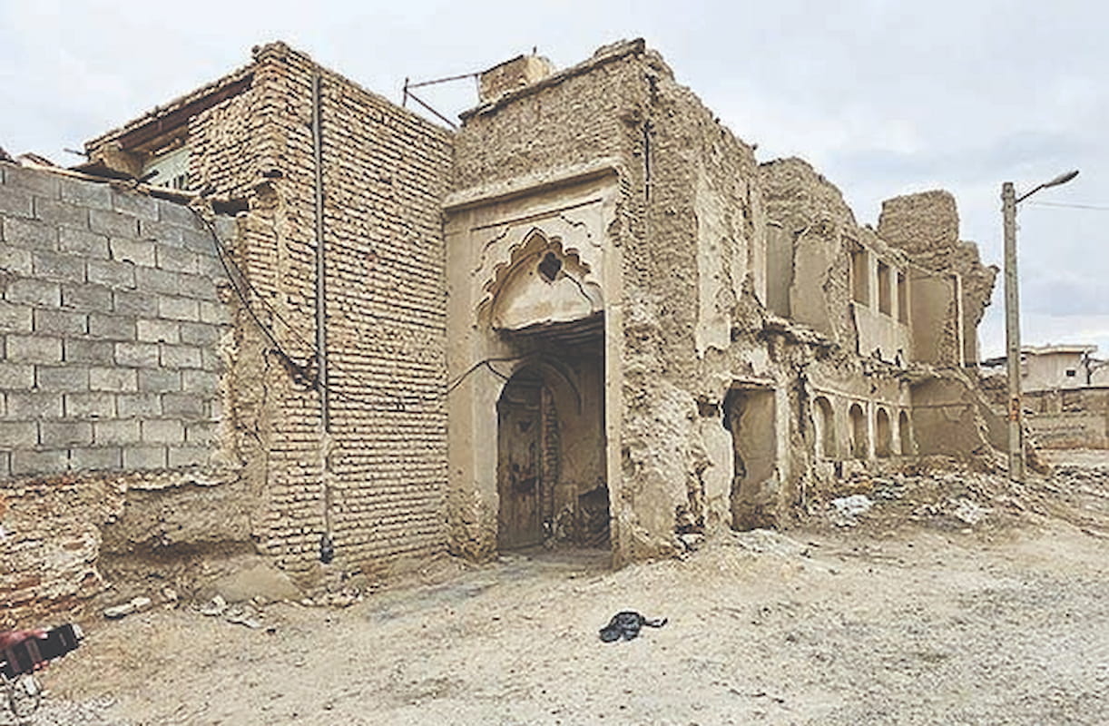 بافت تاریخی لار؛ نفس‌های آخر یک‌هویت شهری