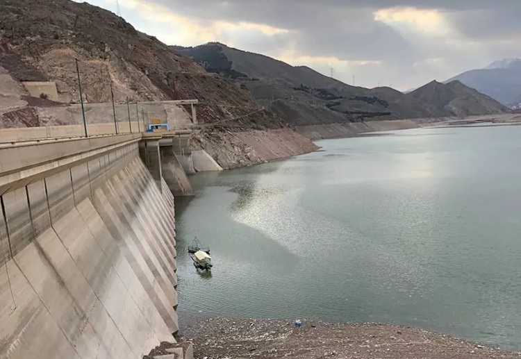 بحران آب برای تهرانی‌ها؛ شهروندان باید ۱۰ درصد مصرف خود را کاهش دهند