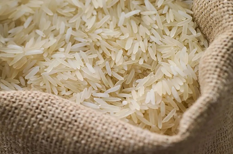 کمیابی و افزایش قیمت سرسام‌آور؛ برنج هندی و پاکستانی هم لاکچری شد
