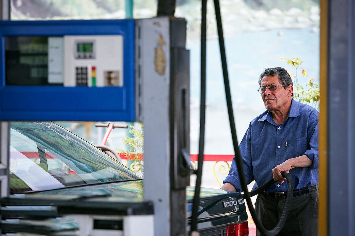 آیا مجلس به افزایش قیمت بنزین پاسخ منفی می‌دهد؟