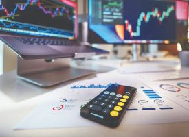 بورس در ایستگاه بودجه