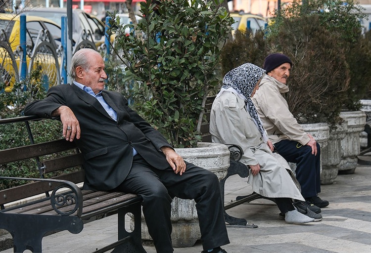 بیمه تکمیلی بازنشستگان تأمین اجتماعی متوقف شد؛ چه کسی پاسخگو است؟