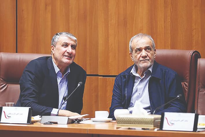 تاسیسات هسته‌ای را دوباره و با قدرت بیشتری می‌سازیم