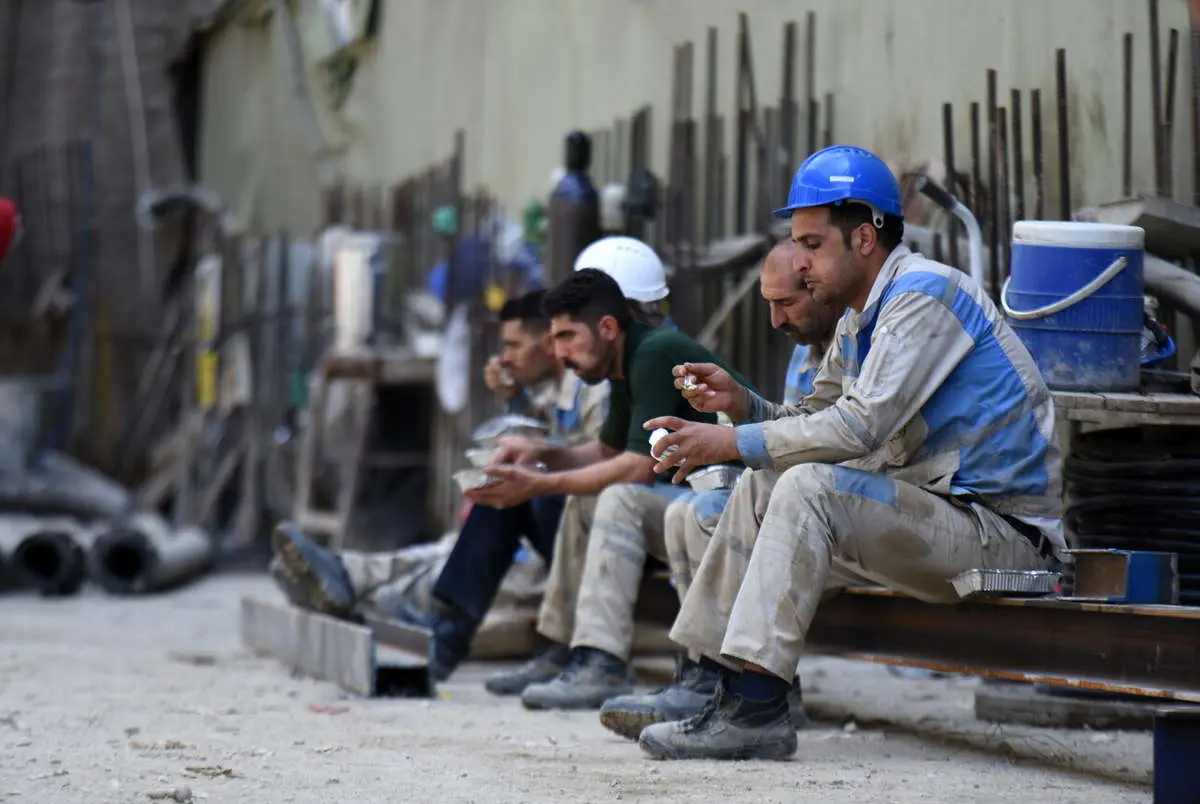 شورای عالی کار امروز درباره وضعیت دستمزد و معیشت کارگران تصمیم‌گیری می‌کند