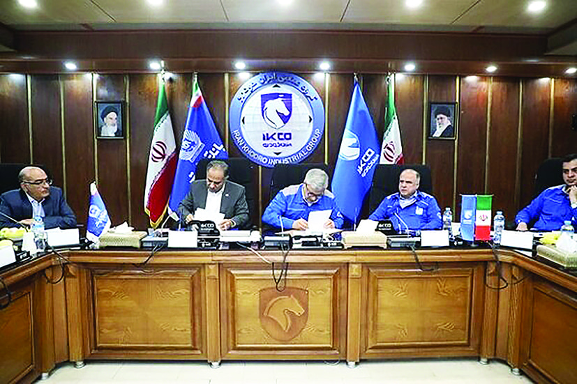 تفاهم ایران‌خودرو و بانک تجارت در تسهیل پرداخت‌های قطعه‌سازان