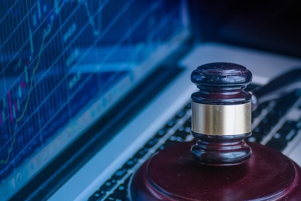 توقیف ۱۵۰۶ پرونده اوراق بهادار در مهرماه