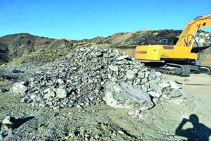 خام‌فروشی کرومیت؛ تهدید جدی صنعت