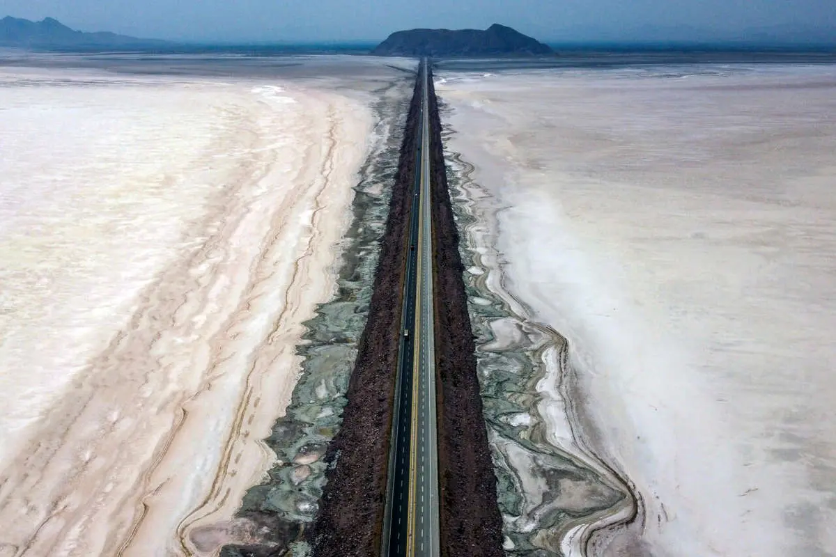 دریاچه ارومیه در گذر زمان: نگاهی به ناهنجاری‌های اقلیمی و خشکی‌های گذشته