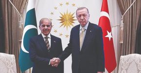 دیدار رهبران ترکیه و پاکستان در باکو