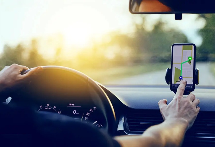 سهم بیمه رانندگان تاکسی اینترنتی زیر ذره‌بین کارشناسان