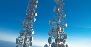 رشد جسته و گریخته درآمد مخابراتی‌ها