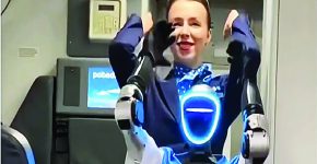 رونمایی از اولین مهماندار رباتیک در روسیه