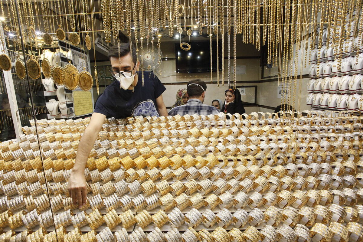 بازار طلا در تهران: آیا عقبگرد قیمت‌ها نشانه‌ای از کاهش بیشتر است؟