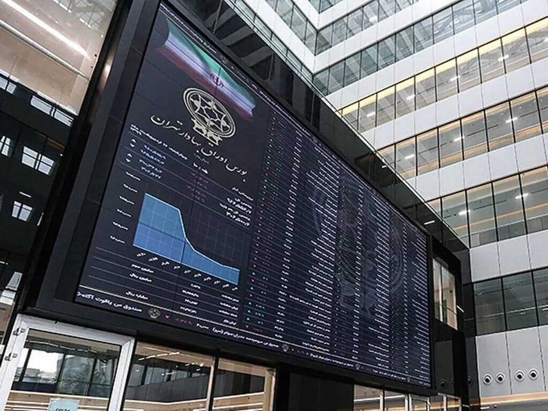 شاخص کل رشد خود را پس گرفت