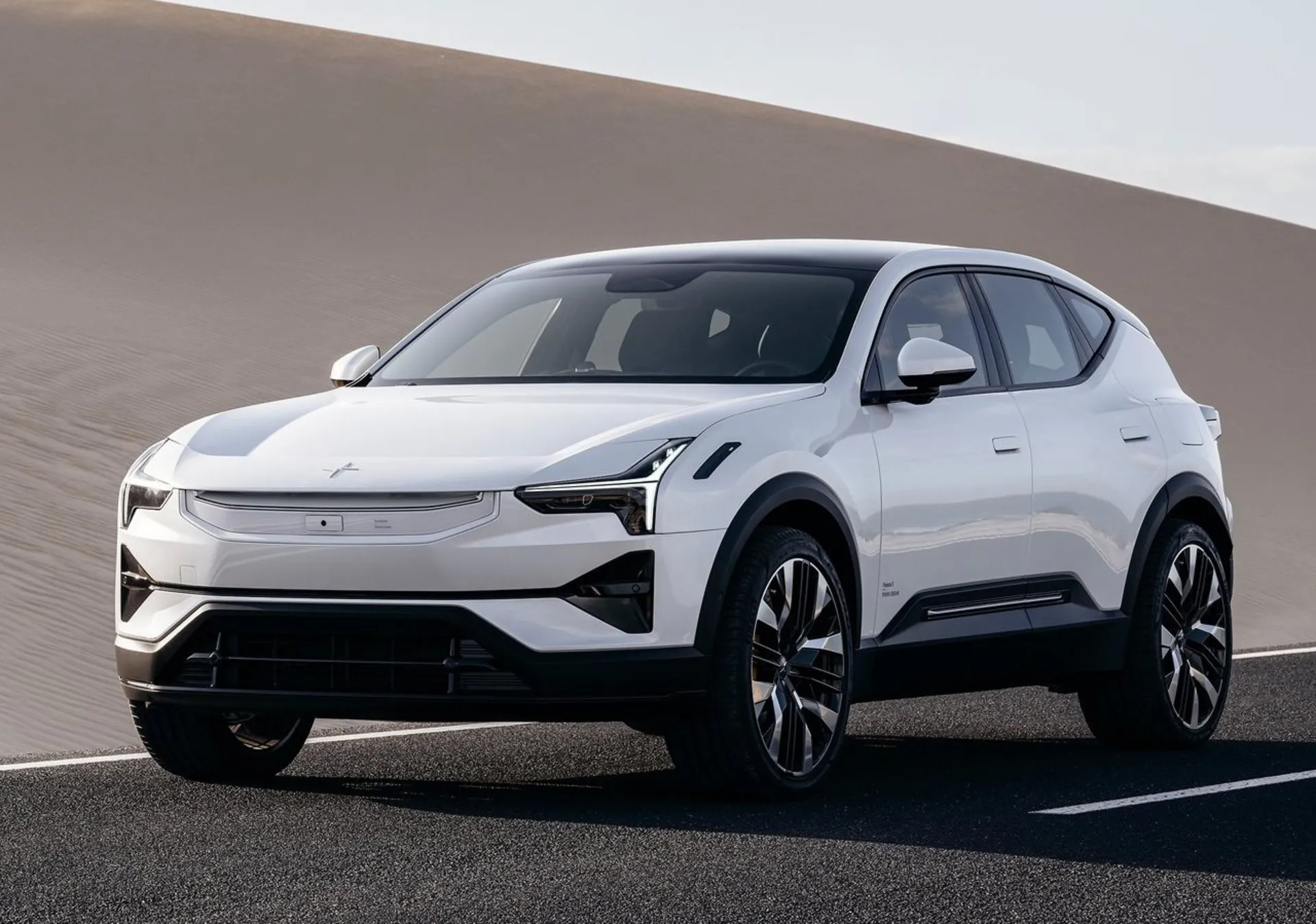 پول‌استار ۳ با شارژ دوطرفه: تا ۱۰ روز برق در خاموشی تضمین می‌کند